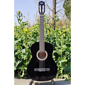 Guitarra Clásica Aiersi <span class=keywords><strong>de</strong></span> 39 Pulgadas, Marca Económica, Totalmente <span class=keywords><strong>de</strong></span> Madera <span class=keywords><strong>de</strong></span> Tilo, Color Negro, Instrumentos Musicales para Principiantes y Estudiantes - Product Image 1