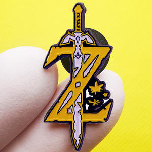 Vente en gros Petite broche La légende de <span class=keywords><strong>Zelda</strong></span> Broche Souffle de la nature Épingle en métal émaillé Larmes du royaume Broches et épingles de Noël - Product Image 1