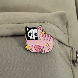 Pin de esmalte de gato esqueleto rosa, estilo punk, dibujos animados, gatito, broche de animal, insignia de solapa, joyería de Halloween, regalo al por mayor - Product Image 3