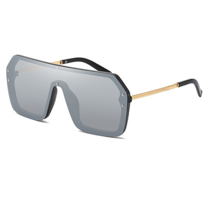 Lunettes de soleil sport personnalisées pour femmes et hommes, verres polarisés UV400, monture noire, style Instagram, lunettes de cyclisme d'extérieur - Product Image 1