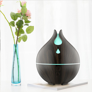 Difusor de Aroma Yx Petal Vase, 200 ml, Mini Humidificador USB de Escritorio con Acabado de Madera y Función de Temporizador para el Hogar - Product Image 3