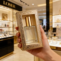 Flacon pulvérisateur de parfum rectangulaire en verre 30 50 100 ml avec bouchon doré de luxe et pompe pulvérisatrice polie pour crème visage et diffuseur à bâtonnets