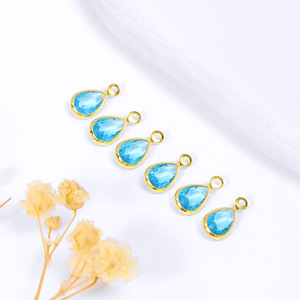Colgantes de Cristal con Forma de Gota de Agua, Bañados en Oro, con Engaste de Diamantes de Imitación, Dijes de Joyería DIY, Unisex, para Uso Diario - Product Image 2