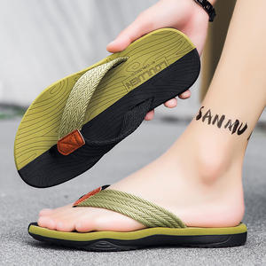 Pantoufles simples et populaires pour hommes, légères et peu coûteuses, sabots et sandales pour hommes - Product Image 3