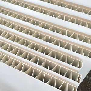 Clôture en PVC de haute qualité pour élevage de porcs, équipement d'élevage de porcs, <span class=keywords><strong>cage</strong></span> pour animaux, panneau de clôture en PVC, fabrication chinoise - Product Image 4