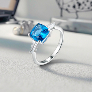 Anello da Donna in Argento Sterling 925 Placcato Oro con Zaffiro Blu, Design a Grappolo, Gioiello Classico Spirituale, Regalo per Feste - Product Image 2