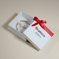 Luxe rigide personnalisé petit pendentif emballage carton papier ensemble personnalisé Bracelet collier bague emballage cadeau boîte bijoux couvercle