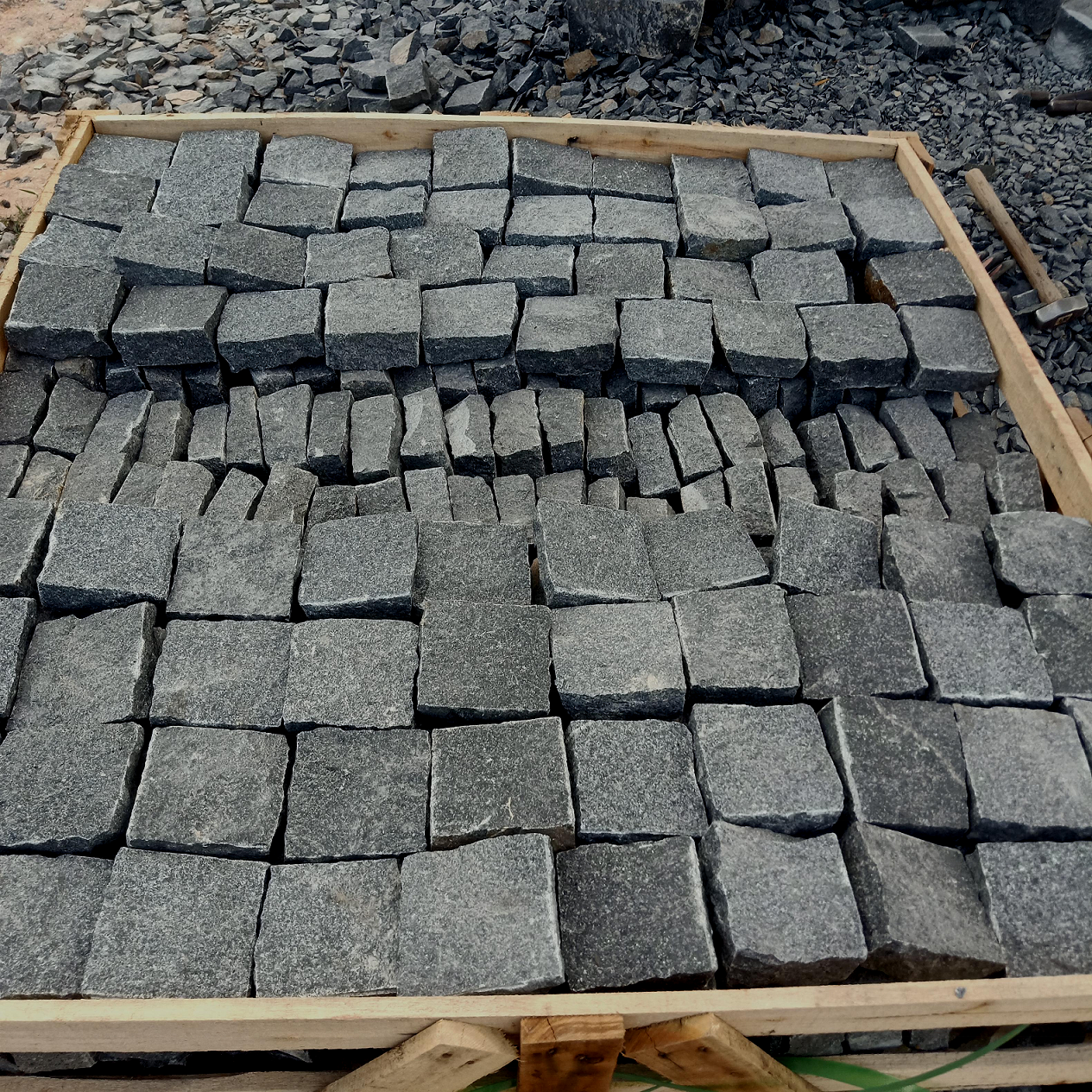 Hot Koop Goedkope Vlam Borstel Bestrating Steen Dikke Graniet Tegel 100X100 Zwart Basalt Tuin Straatsteen Baksteen