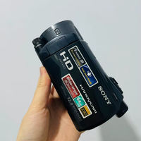 Caméscope portable Sony HDR-CX550E avec capteur CMOS 10x zoom quasi professionnel