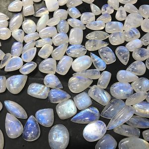 Pierre de lune naturelle Gemkora, taille poire, formes mélangées, polie pour la fabrication de bijoux - Product Image 2