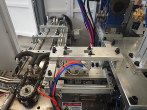 <strong>METO</strong> MT-200F Mitsubishi Automatic PET Blow Moulding Machine 500ml/800ml/1L Drink Bottle Competitive Price 220V/380V 1 Year - Product Image 5