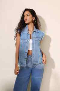 เสื้อกั๊กยีนส์แขนกุดน้ำหนักเบา เหมาะสำหรับการแต่งตัวหลากหลายสไตล์ - Product Image 6