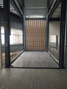 แท่นยก<span class=keywords><strong>รถ</strong></span>ยนต์เหล็ก 4 เสา ได้รับการรับรองมาตรฐาน CE พร้อมระบบไฮดรอลิกสำหรับยกขึ้น-ลงชั้น - Product Image 3