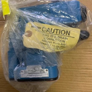 วาล์วปรับสัดส่วนวิคเกอร์ส รุ่น KCG-8-W250-1-Z-M-U-HL1-10 แรงดัน 315 บาร์ อัตราการไหล 250 ลิตร/นาที วาล์วไฮดรอลิก - Product Image 1