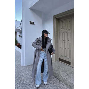 Abrigo de Piel Sintética Gris para Mujer con Detalle Desmontable, Cierre de un Solo Botón y Bolsillos, Tallas XS a XL, Transpirable, con Estampado Teñido - Product Image 1