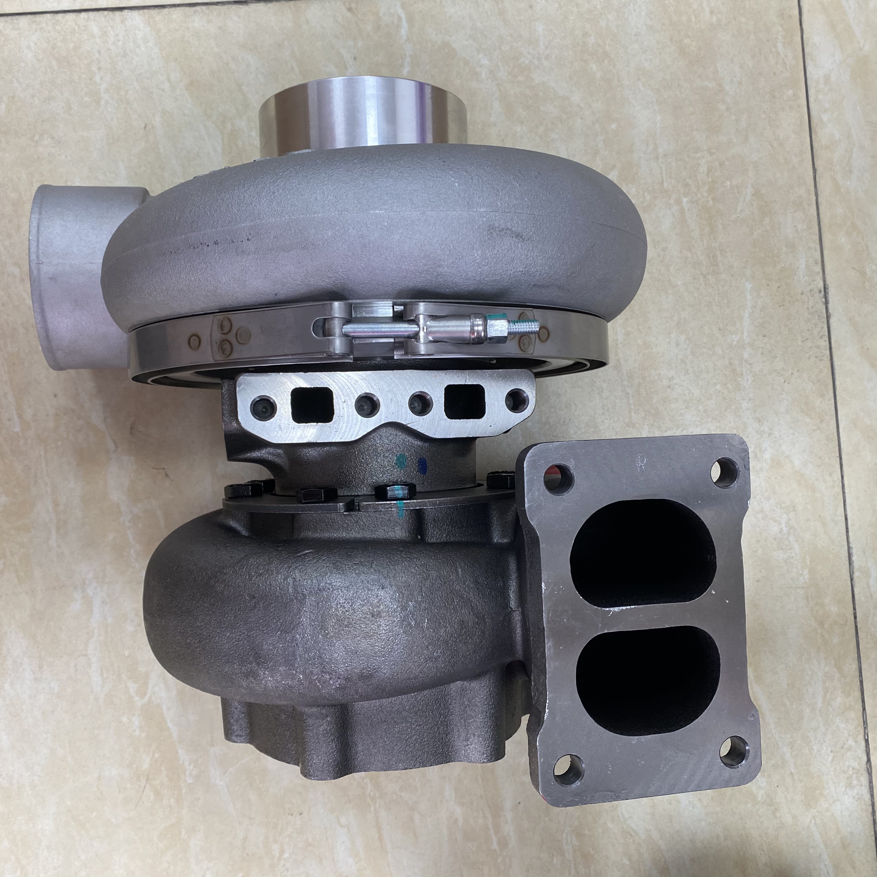 Turbo KTR110 büyük Turbo şarj cihazı 6505-71-5550 6505-52-5540