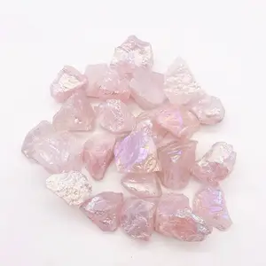 Pierre de guérison en cristal à énergie naturelle Galvanoplastie Aura Rose Quartz Pierre brute pour décorer