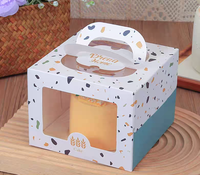 Boîte à gâteau minimaliste avec fenêtre transparente et poignée robuste, emballage élégant pour pâtisseries et desserts, logo personnalisé disponible
