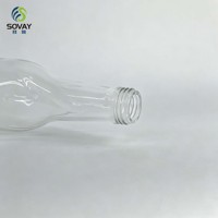 Bouteille de bière en verre transparente réutilisable de 235 ml avec col à vis, idéale pour la bière artisanale faite maison, le vin de fruits, l'embouteillage de boissons