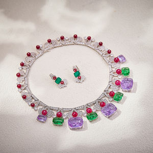 Kalung dan Anting Wanita Desain Teratai Retro Mewah yang Berlebihan, Dihiasi Batu Permata Bertekstur Zirkonia, Perhiasan Kuningan - Product Image 2