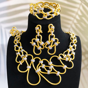 T103d hợp thời trang 4pcs sang trọng màu đen tuyên bố Bộ đồ trang sức cho phụ nữ đám cưới cubic <span class=keywords><strong>zircon</strong></span> Ấn Độ phi Dubai Bridal Vòng cổ - Product Image 1