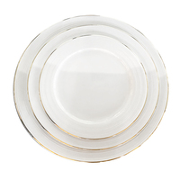 Ensemble d'assiettes et de bols en porcelaine chic et moderne à bord doré Approvisionnement d'usine sûr pour la maison Hôtel Ensemble de vaisselle élégant en gros
