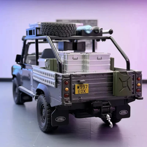 Modelo a Escala de Metal Fundido a Presión del Land-Rover Defender 90 SUV, Vehículo de Juguete Coleccionable con Acabado Realista - Product Image 5