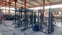 Station multifonctionnelle : Machine de musculation, Smith Machine avec croisement de câbles, Power Rack – Équipement de gym à domicile