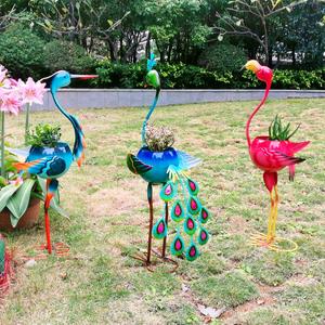 Pot de fleurs en métal pour plantes, motif oiseau paon/flamant rose/heron - Product Image 3