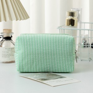 Ensemble de trousses de maquillage rayées douces et durables, grande pochette à fermeture éclair, trousses de toilette portables pour femmes - Product Image 5