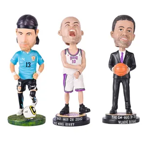 Individuelle Action-PVC-Figur des Basketballspielers James Curry Irving berühmte Stern-Sammlung Mini-Kunststoff-Sportfiguren