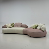 Canapé en tissu bicolore à pétales incurvés, style bonbon français, avec assise profonde, personnalisable pour hôtels, directement de l'usine