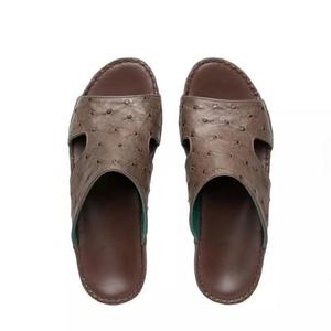 รองเท้าแตะผู้ชายหนังแท้สไตล์อาหรับแบบดั้งเดิม พรีเมียม หนังแท้คุณภาพสูง พื้นรองเท้าบุนุ่ม สวมใส่สบายตลอดวัน - Product Image 1