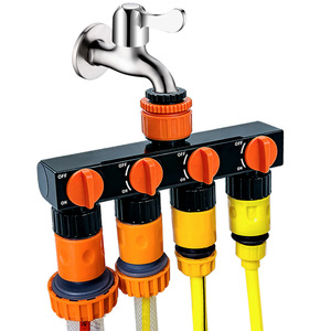 Conector de grifo de jardín de plástico con divisor de flujo de agua de 1 a 4 salidas, con válvula y conexión tipo boquilla para manguera. - Product Image 2
