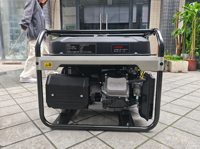 Generador de gasolina LONCIN de 9kw trifásico con inversor, tipo marco, arranque eléctrico, con ruedas, tanque de combustible de 40L, modelo duradero, 12h, certificado CE
