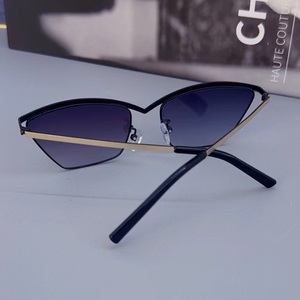 2025 señoras <span class=keywords><strong>gafas</strong></span> <span class=keywords><strong>de</strong></span> sol <span class=keywords><strong>de</strong></span> Metal moderno Retro polígono gato <span class=keywords><strong>gafas</strong></span> <span class=keywords><strong>de</strong></span> sol <span class=keywords><strong>de</strong></span> moda para <span class=keywords><strong>mujer</strong></span> gris naranja Aleación <span class=keywords><strong>de</strong></span> celebridades - Product Image 6