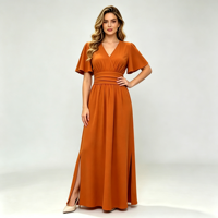 Robe midi élégante pour femme, coupe trapèze, col en V, avec taille froncée, manches à volants, fente haute, en tissu tissé, pour le printemps et l'été, vente en gros Spot