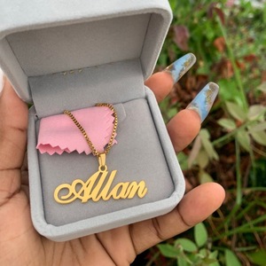 Collar de acero inoxidable con Nombre del alfabeto <span class=keywords><strong>inglés</strong></span> para mujer, colgante de letra DIY personalizado, cadena de eslabones, regalo de aniversario - Product Image 4