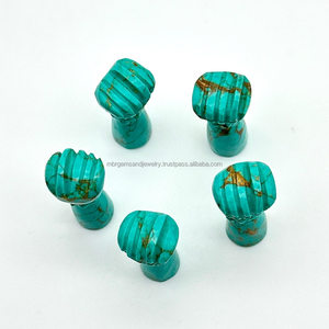 Talla en forma de mano turquesa de cobre, piedra en forma de punzón verde turquesa de 27mm, abalorio de puño de mano suelto para la fabricación de joyas - Product Image 3