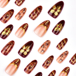 Faux Ongles de Luxe Réutilisables en Forme d'Amande avec Motifs Floraux Dorés – Lot de 30 Pièces pour <span class=keywords><strong>Manucure</strong></span> Française – Longue Durée - Product Image 4