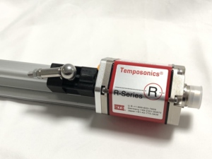 เซ็นเซอร์วัดระยะเคลื่อนที่เชิงเส้น Temposonics รุ่น MH Series รุ่น RPS0150M0601A01 ตัวเรือนเหล็กหล่อ ติดตั้งด้วยแม่เหล็ก ผลิตในสหรัฐอเมริกา เป็นที่นิยมในเอเชีย - Product Image 3
