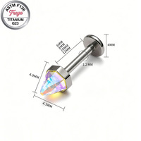 Boucles d'oreilles clous de mode Freya en titane de qualité implantable, motif kaléidoscope, pour piercing Devil Helix Rook, avec zircon et dos plat, bijoux de piercing labret