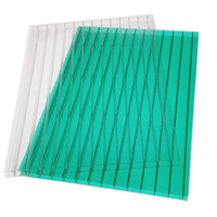 Haute qualité 10 ans de garantie 50 microns revêtement UV polycarbonate feuille creuse/structure en nid d'abeille utilisée dans la serre