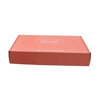Boîtes d'emballage en carton ondulé avec logo personnalisé en rose à impression d'une seule face et fort repli sur le dessus