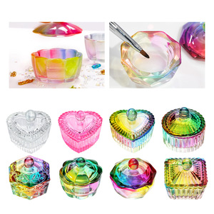 Coupe à ongles en verre plaqué couleur aurore en forme de cœur avec couvercle, récipient coloré pour la décoration des ongles en acrylique pour salon de manucure - Product Image 1