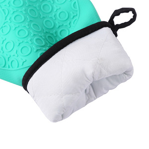 Silicone Oven Mitt 18x30cm Heat Resistant <b>Microwave</b> Safe Kitchen Baking Gloves Pink - Product Image 2