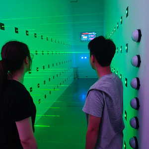 Salle professionnelle évasion laser arena labyrinthe équipement multijoueur jeux difficiles laser tag arena Maze house equipment - Product Image 3