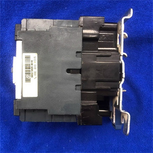 Interruptor de Circuito LC1 D40 Nuevo y Original de la Marca St, Envío Rápido por Fedex o DHL para Equipos Electrónicos PLC Sellado - Product Image 2