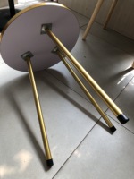 Ensemble de 3 tables d'appoint gigognes - Tables basses rondes empilables économiques pour petits espaces, table de chevet pour salon, doré