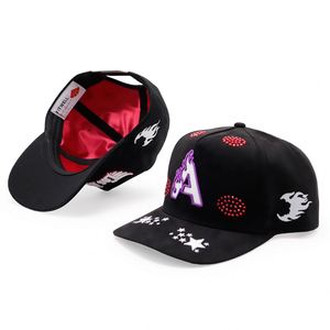Gorra de Béisbol de Alta Calidad de 5 Paneles con Logotipo Personalizado Bordado y Forro Interior de Satén de Seda - Product Image 1